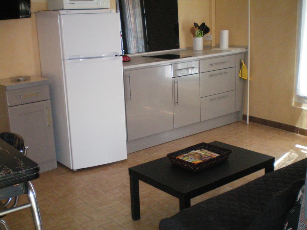 T2 Dans Maison De Village Apartment Ganges